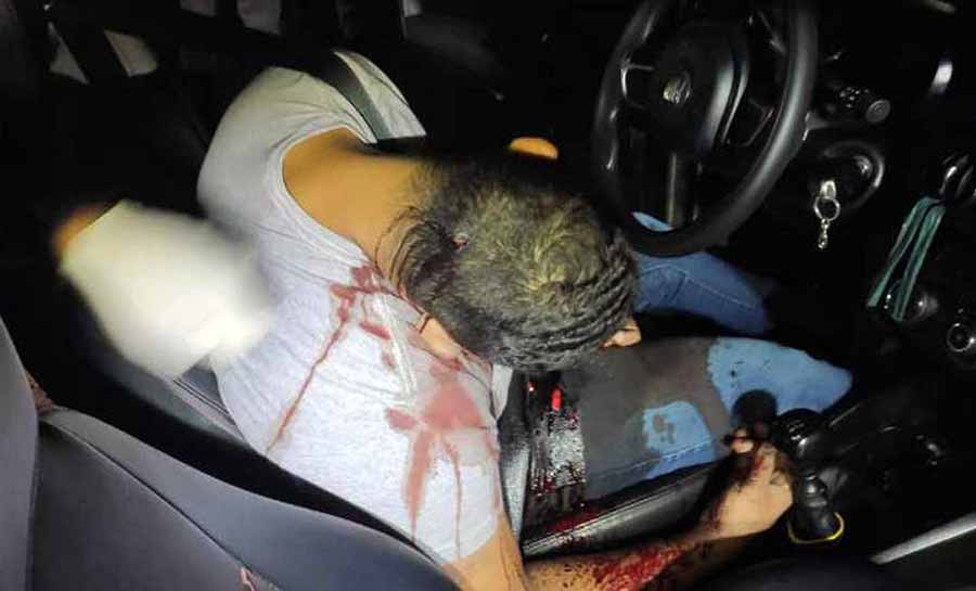 Motorista de aplicativo é encontrado morto com tiro na cabeça dentro de carro em Rio Branco