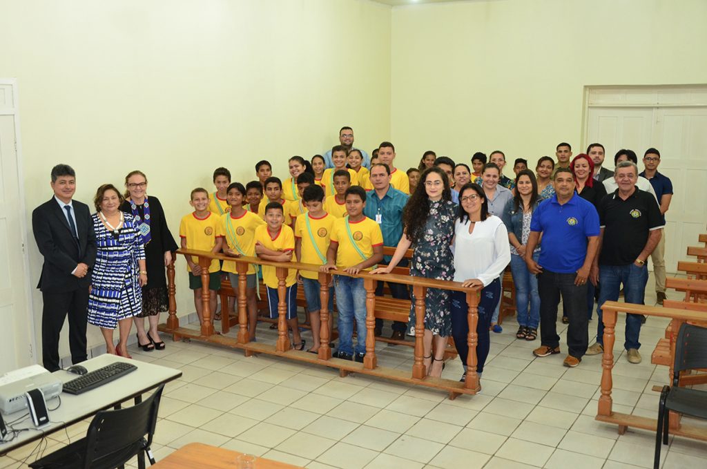 EM FEIJÓ: Desembargadoras ministram palestras educativas a crianças e jovens