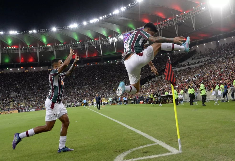 Fluminense segura o Flamengo no Maracanã, é campeão carioca e põe fim a jejum