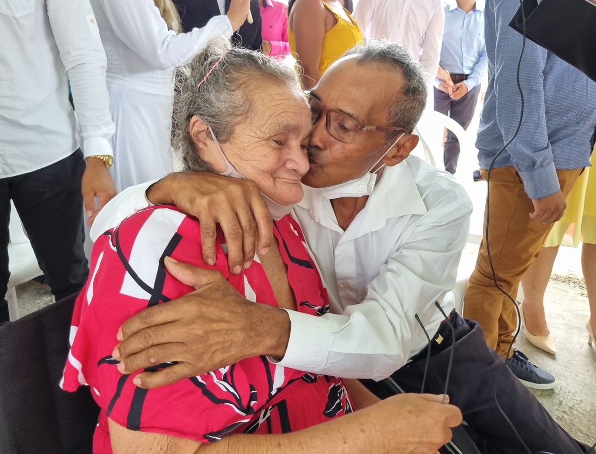 Projeto Cidadão realiza casamento coletivo em escola rural de Tarauacá