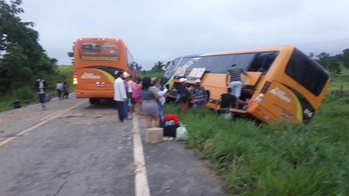 Servidor do Banco do Brasil denuncia que empresa Transacreana usa ônibus “podres” e sem segurança