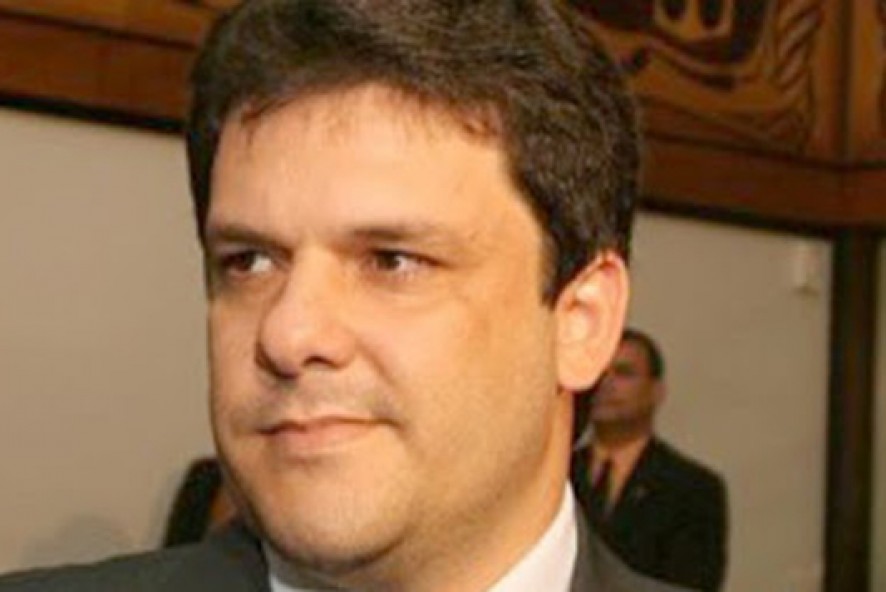 Ex-prefeito de Feijó é condenado a devolver mais de R$ 4 milhões aos cofres públicos