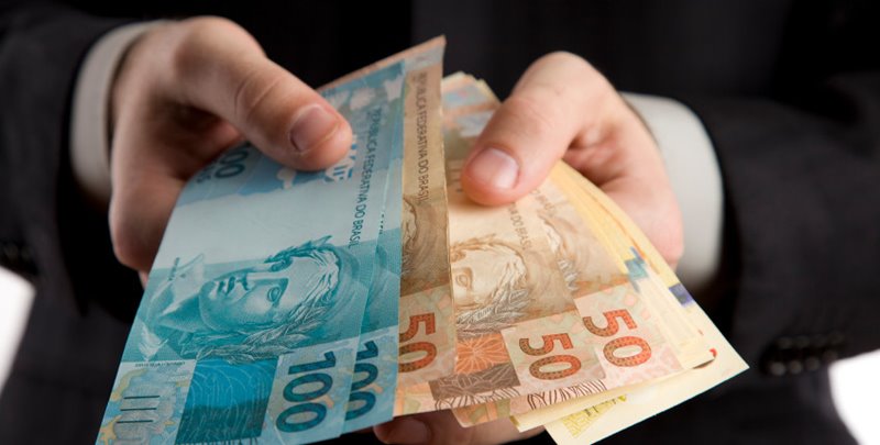 Governo Federal anuncia salário mínimo de R$ 1.031 para 2020