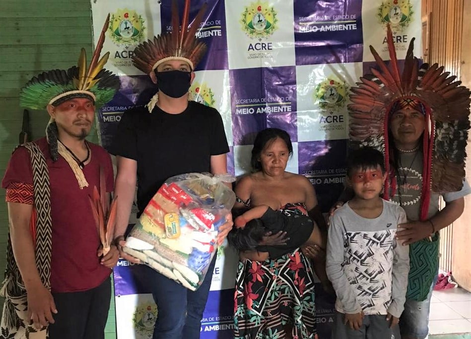 Secretaria de Meio Ambiente segue com a entrega de cestas básicas em comunidades Indígenas do Acre