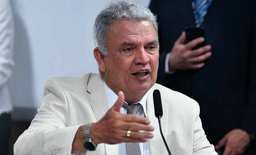 Petecão propõe que servidores públicos sejam incluídos no Programa de renegociação de dívidas